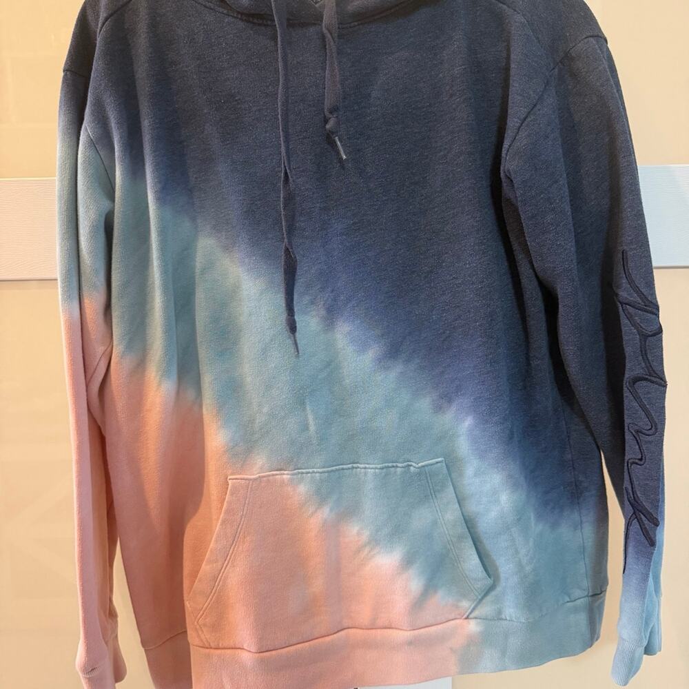 Tie-dye hooded sweatshirt with front Tie-dye hooded sweatshirt with front pocket